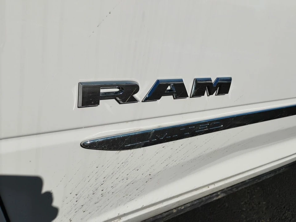 2025 Ram 2500 - Image 10 of 12
