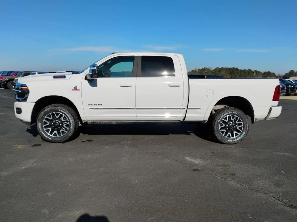 2025 Ram 2500 - Image 8 of 12