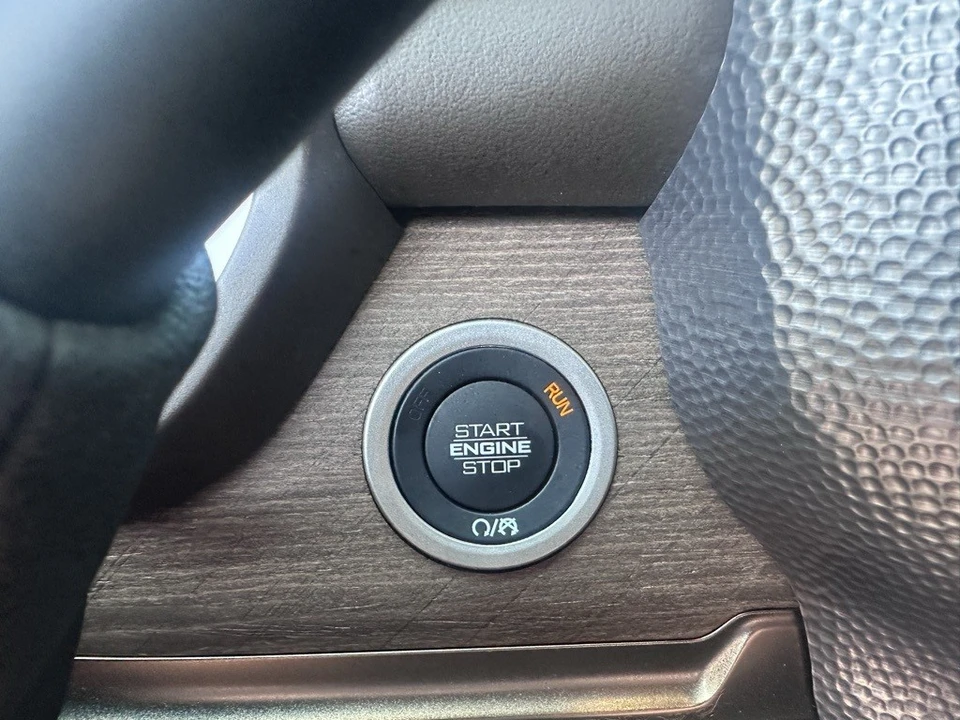2025 Ram 2500 - Image 9 of 12