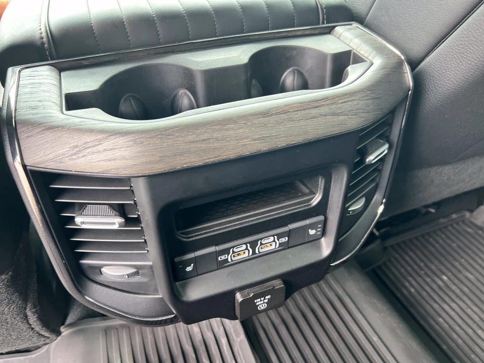 2025 Ram 2500 - Image 20 of 31