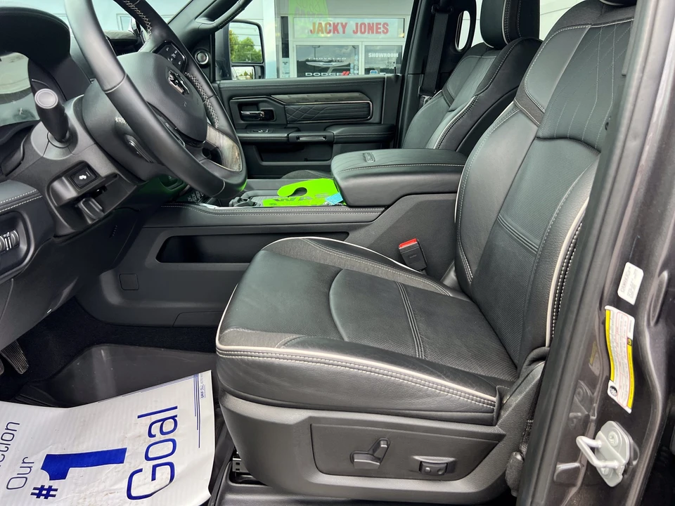 2025 Ram 2500 - Image 25 of 31