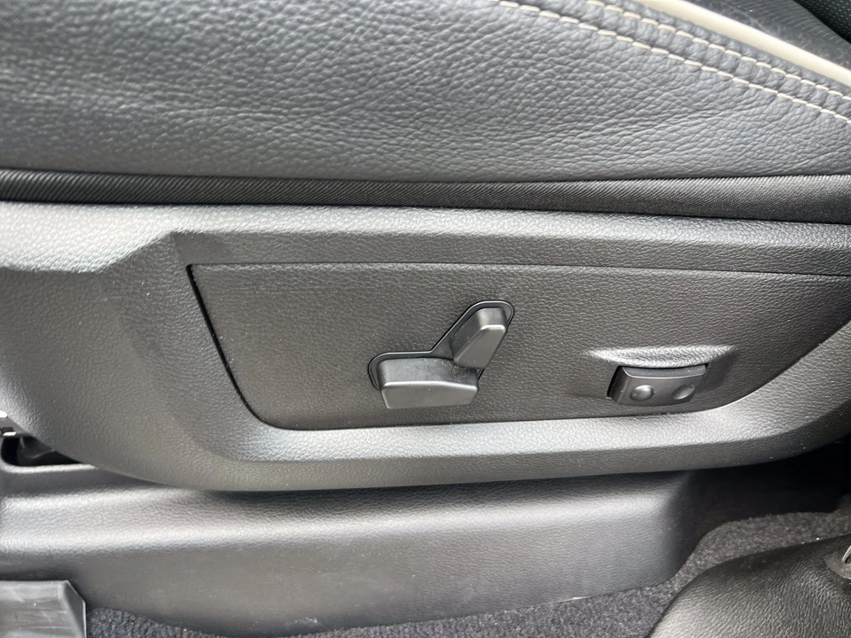 2025 Ram 2500 - Image 26 of 31