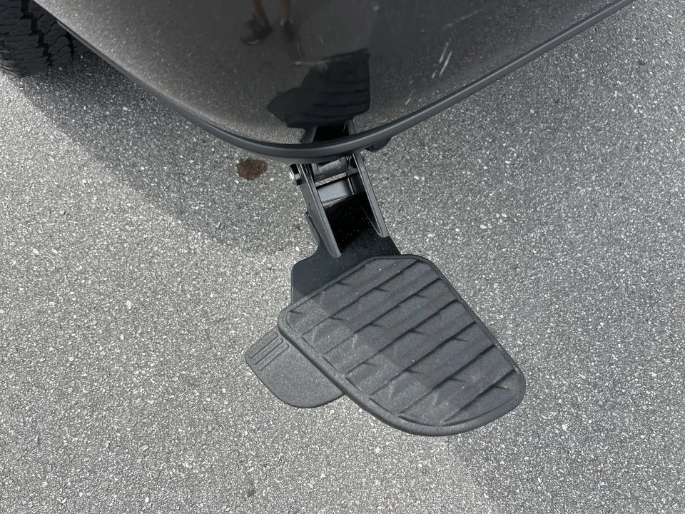 2025 Ram 2500 - Image 12 of 31