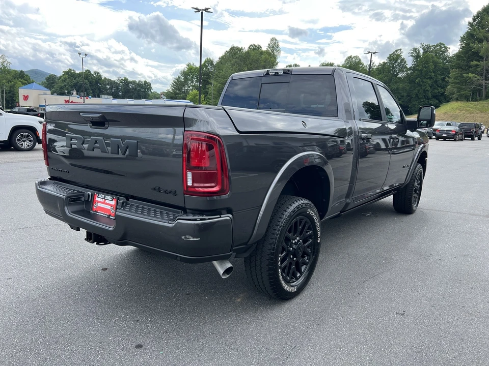2025 Ram 2500 - Image 3 of 31