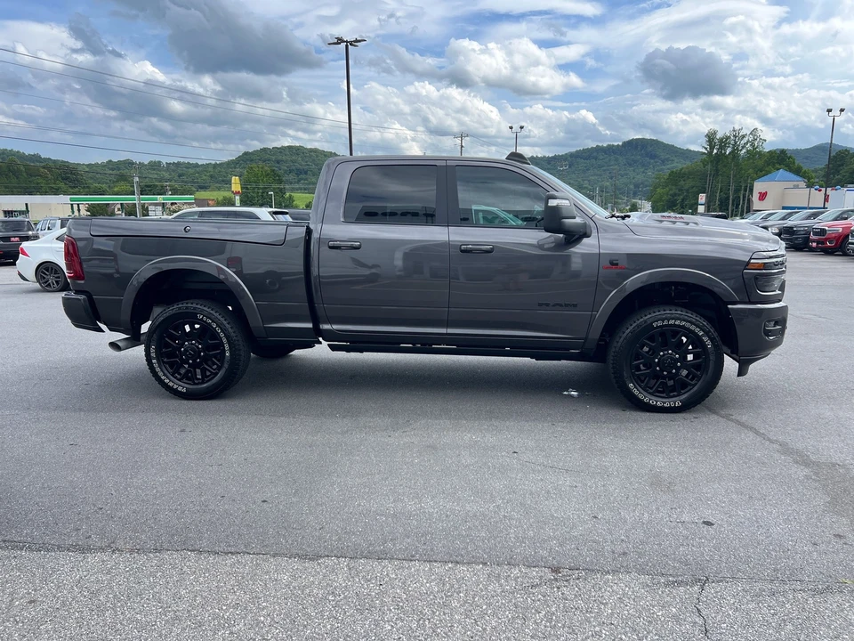 2025 Ram 2500 - Image 4 of 31