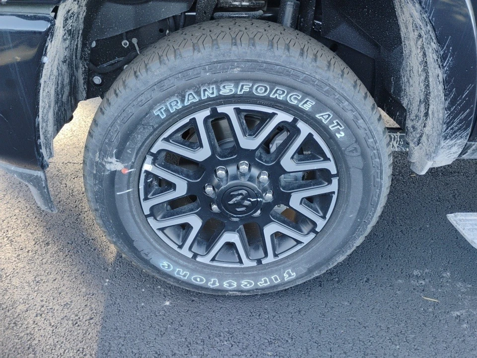 2025 Ram 2500 - Image 9 of 12