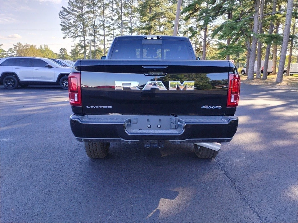 2025 Ram 2500 - Image 6 of 12
