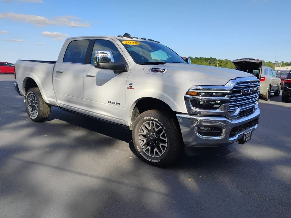 2025 Ram 2500 - Image 3 of 12