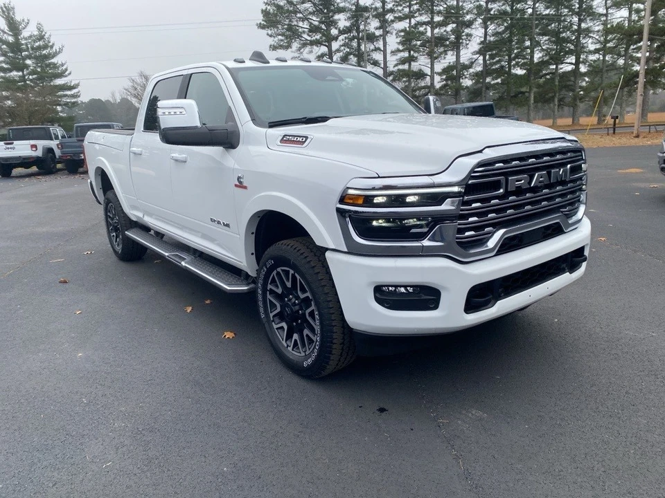 2025 Ram 2500 - Image 3 of 12
