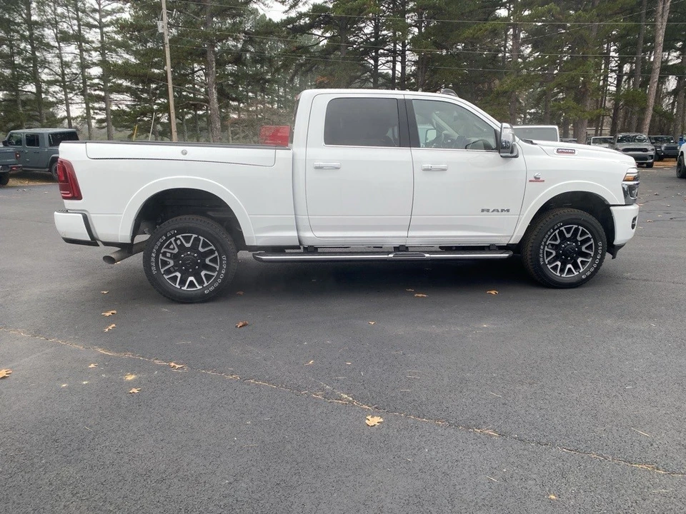 2025 Ram 2500 - Image 4 of 12