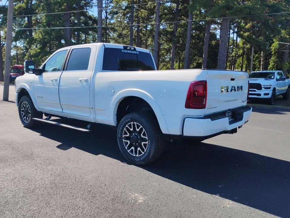 2025 Ram 2500 - Image 7 of 12
