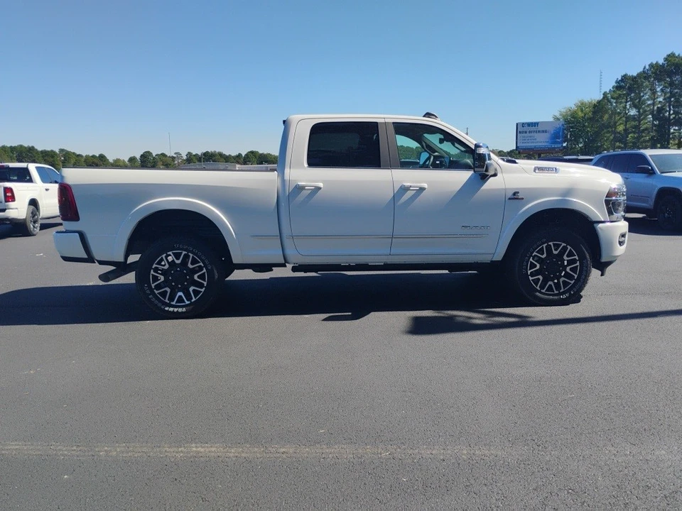 2025 Ram 2500 - Image 4 of 12