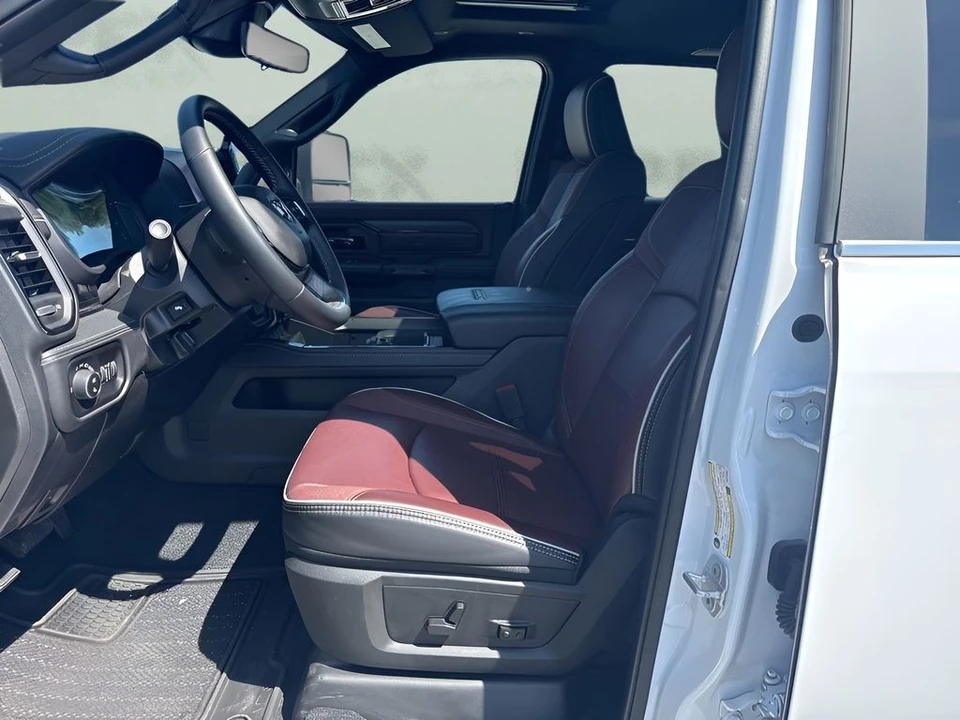 2025 Ram 2500 - Image 9 of 31