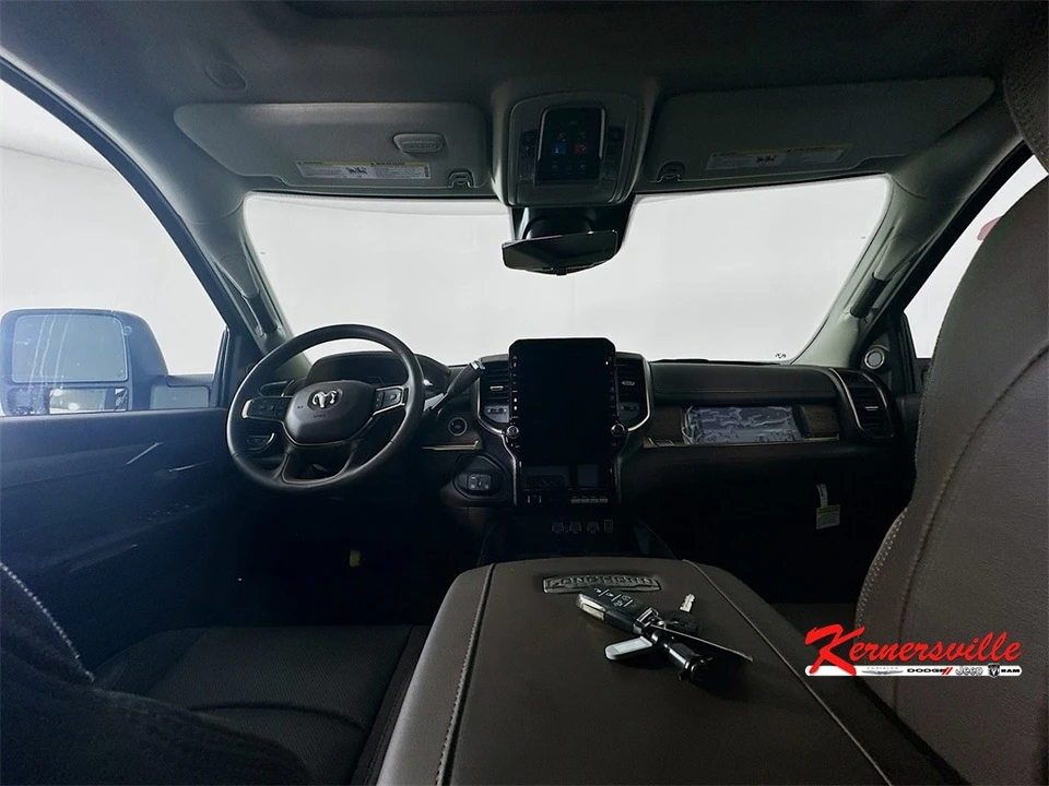2025 Ram 2500 - Image 9 of 12