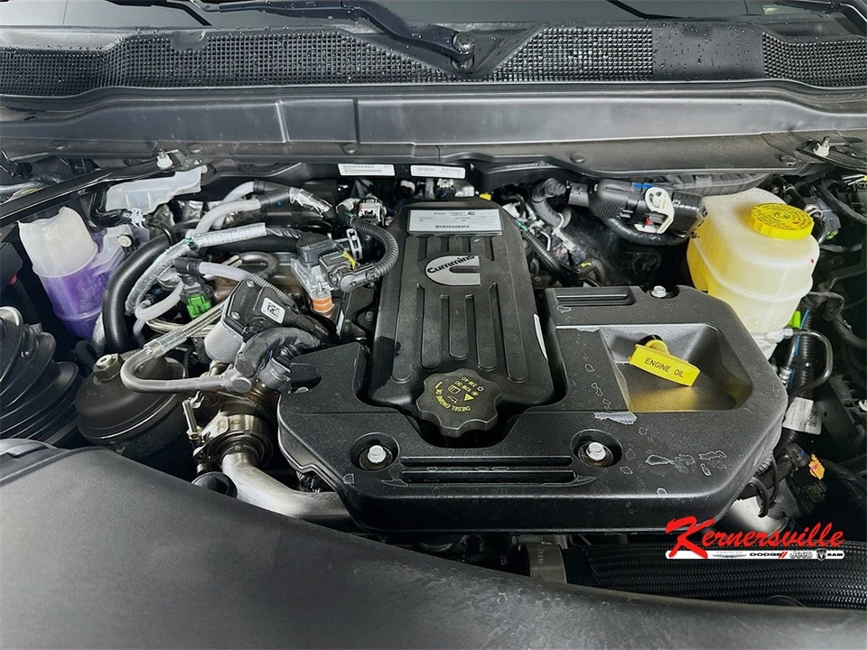 2025 Ram 2500 - Image 18 of 21