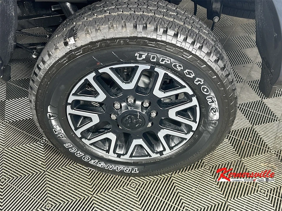 2025 Ram 2500 - Image 17 of 21