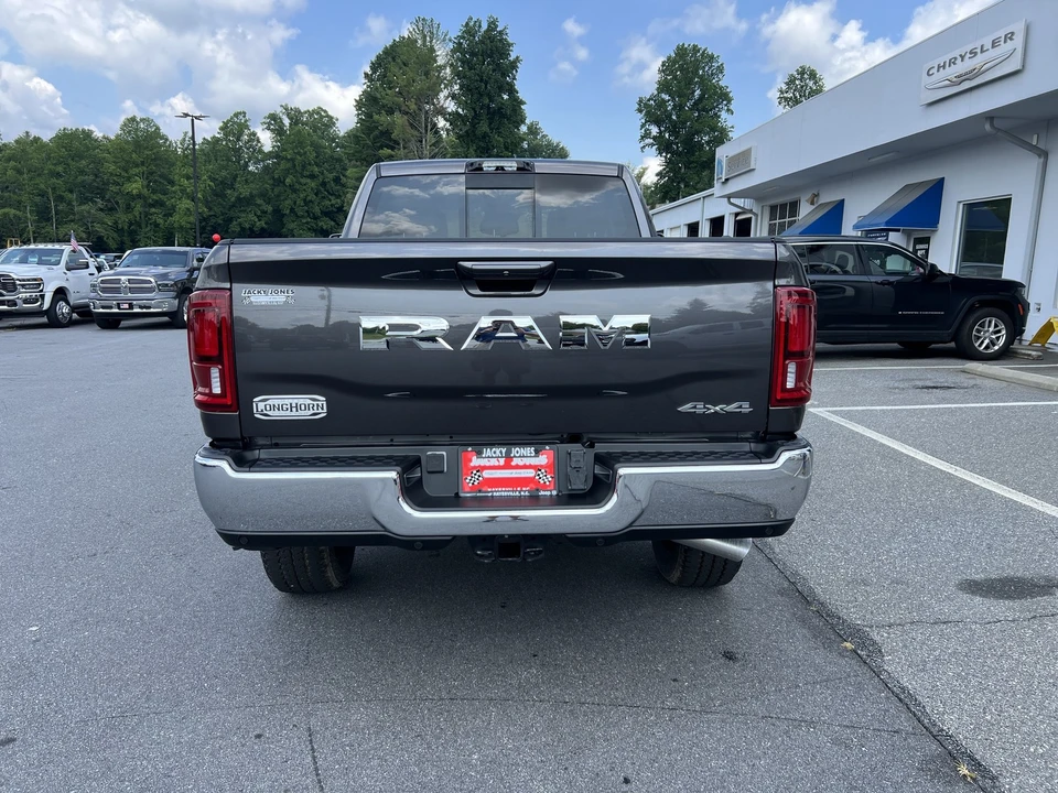2025 Ram 2500 - Image 2 of 31