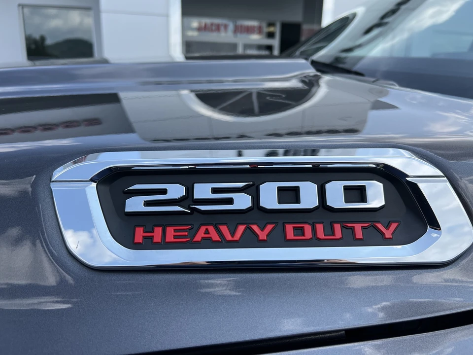 2025 Ram 2500 - Image 7 of 31