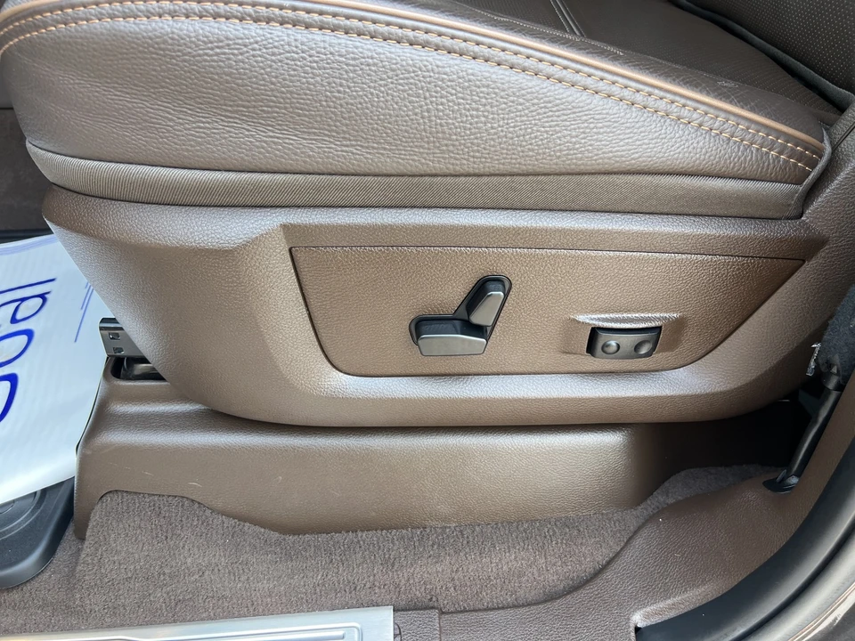 2025 Ram 2500 - Image 27 of 31