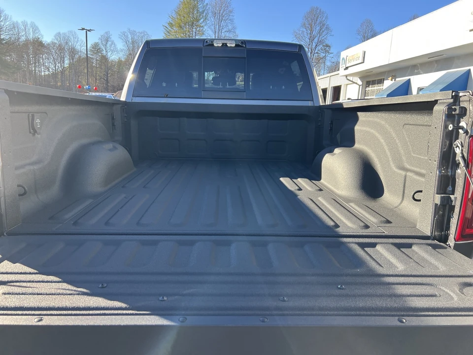 2025 Ram 2500 - Image 9 of 12