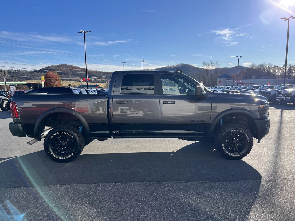 2025 Ram 2500 - Image 5 of 12