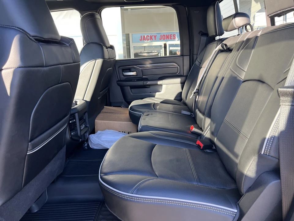 2025 Ram 2500 - Image 11 of 12