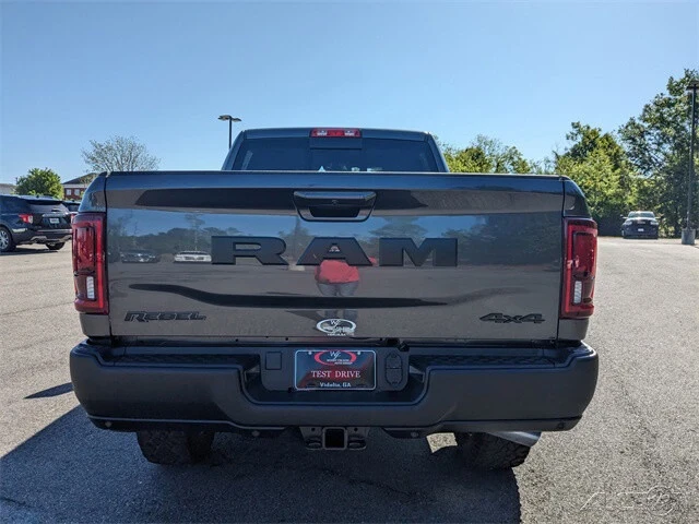 2025 Ram 2500 - Image 5 of 12