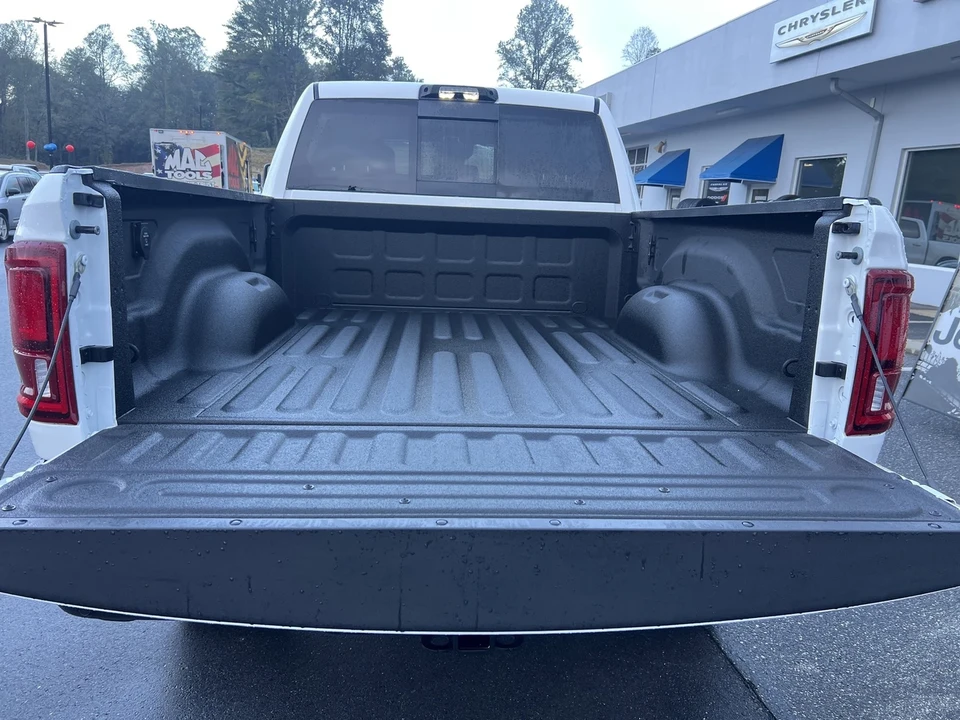 2025 Ram 2500 - Image 11 of 12