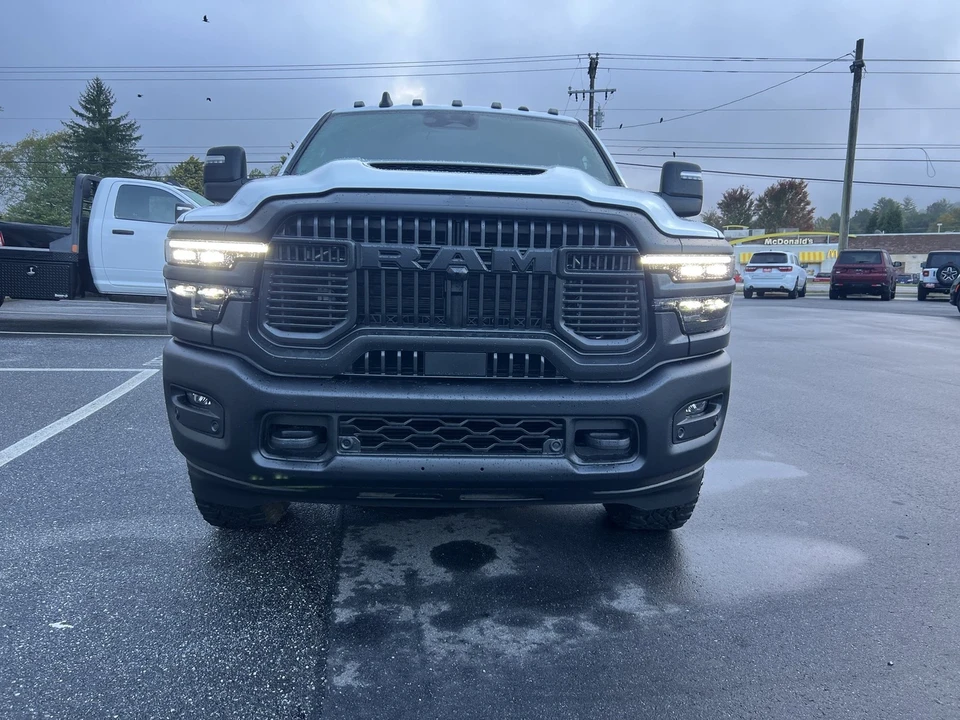 2025 Ram 2500 - Image 5 of 12