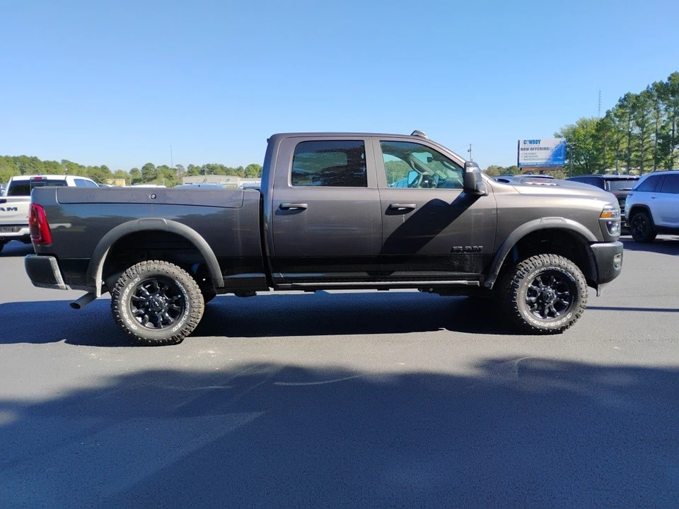 2025 Ram 2500 - Image 4 of 12