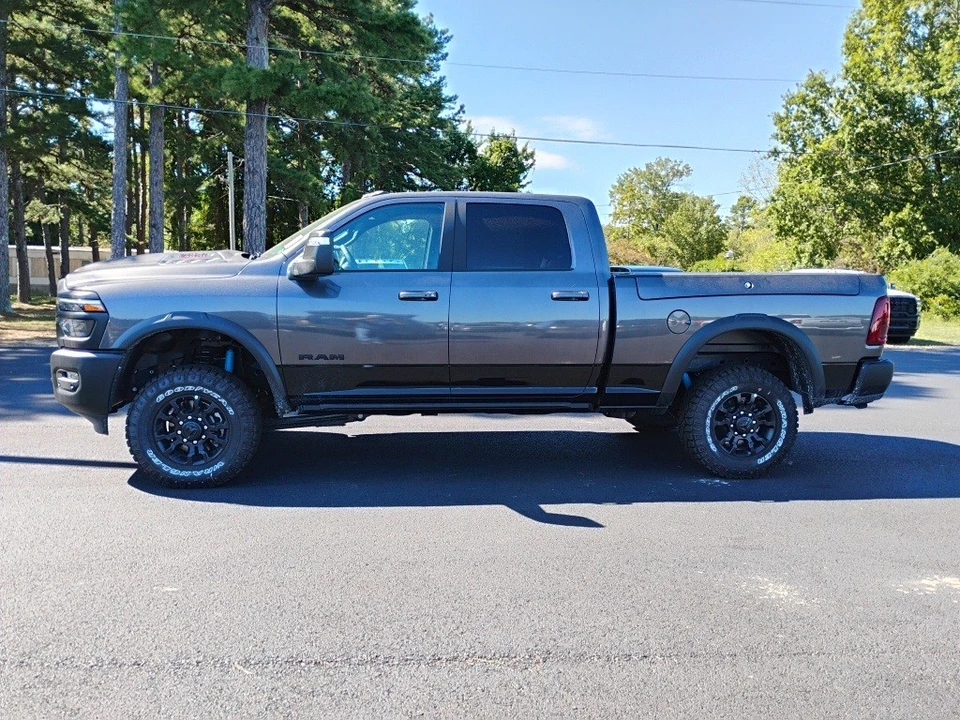 2025 Ram 2500 - Image 8 of 12