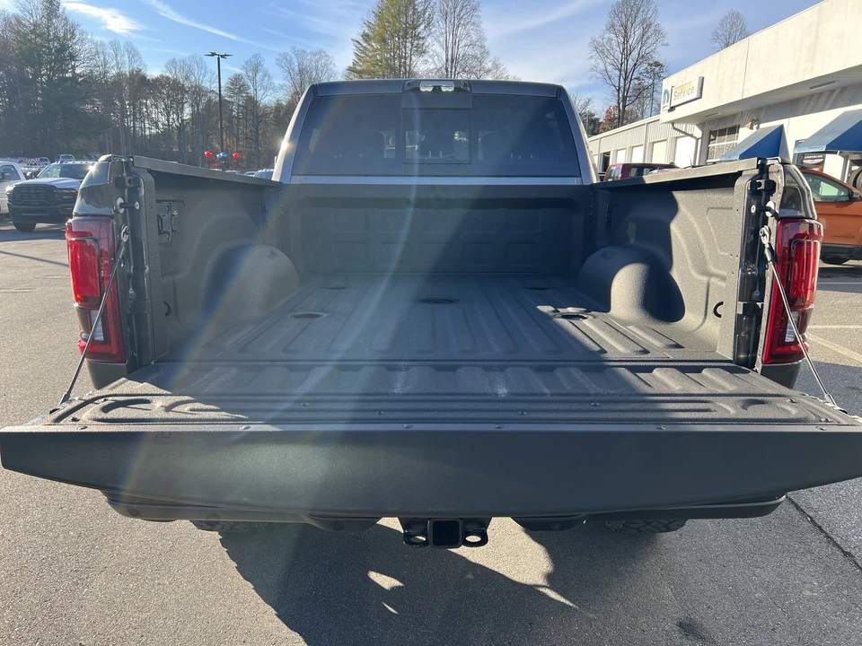 2025 Ram 2500 - Image 11 of 12