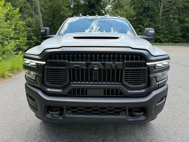 2025 Ram 2500 - Image 4 of 21