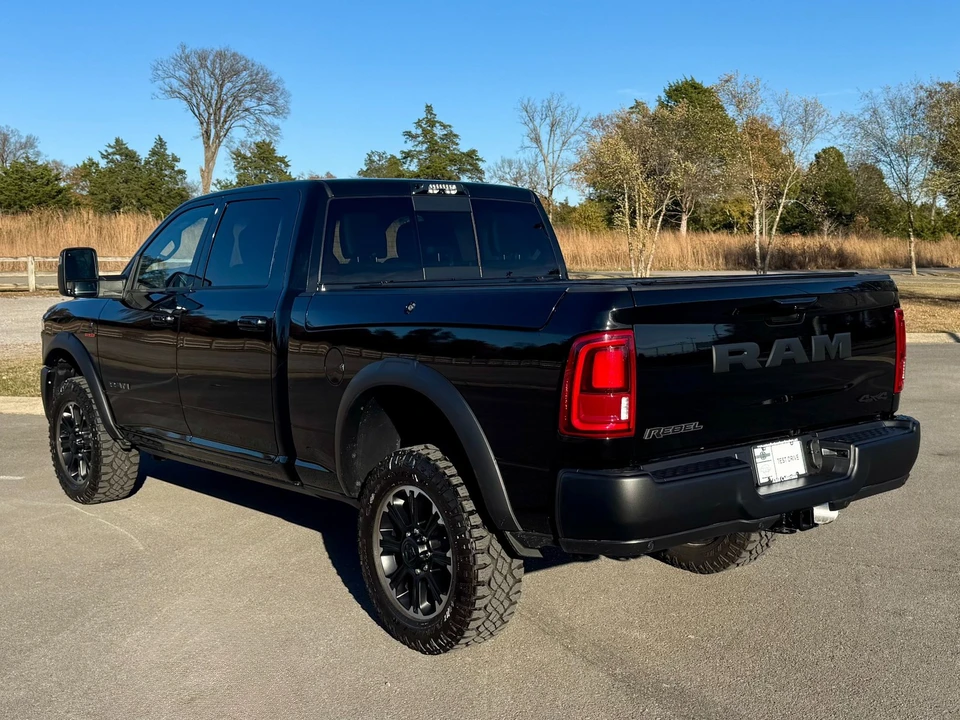 2025 Ram 2500 - Image 4 of 12