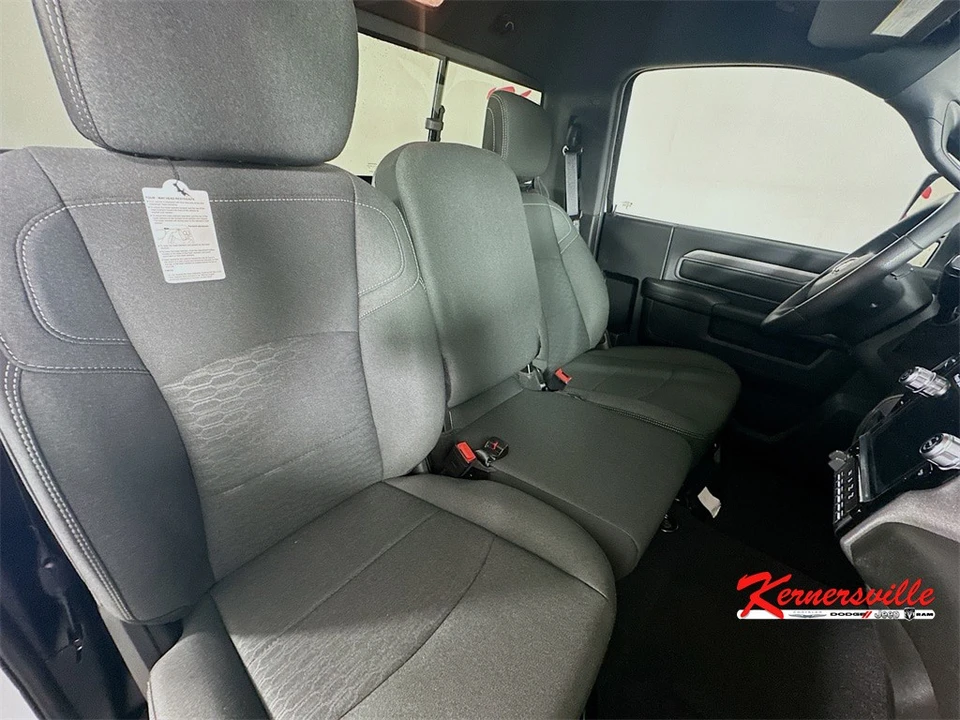 2025 Ram 2500 - Image 10 of 12