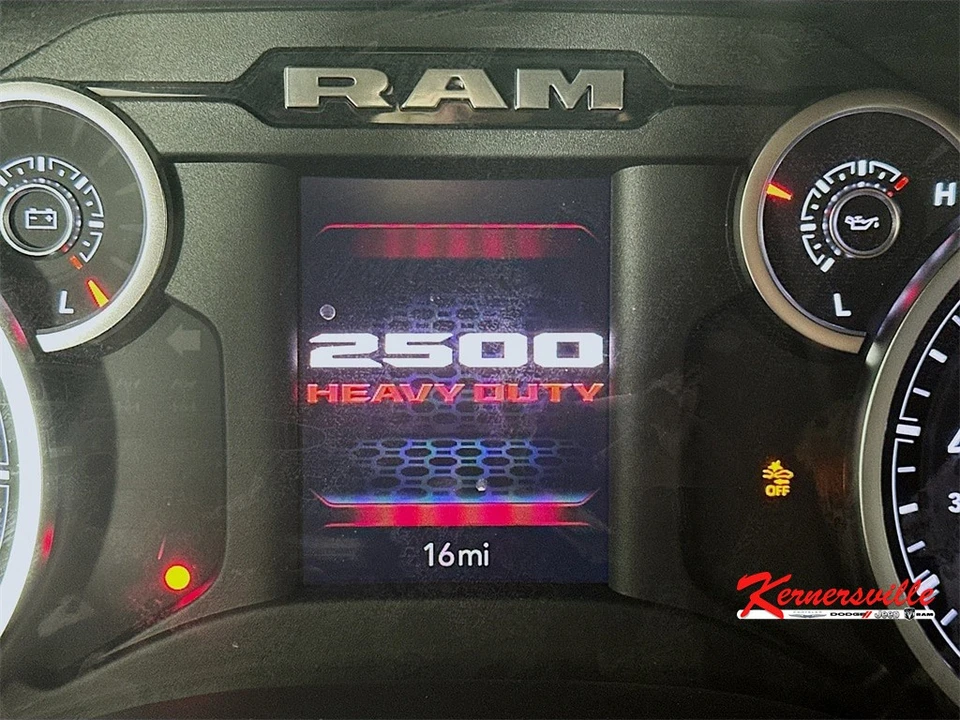 2025 Ram 2500 - Image 11 of 12