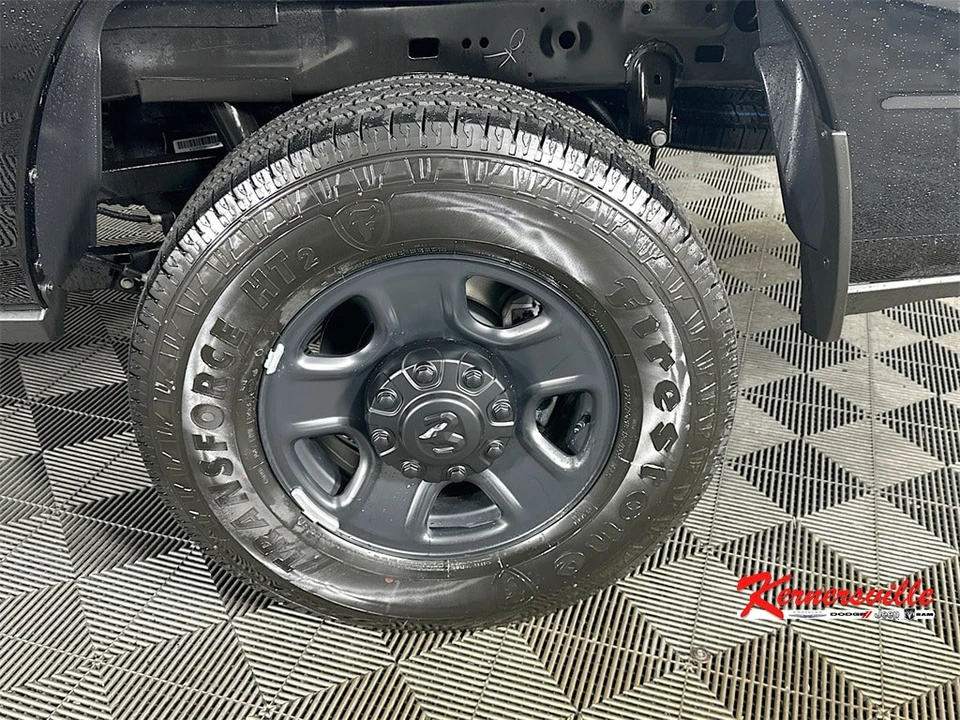 2025 Ram 2500 - Image 17 of 21