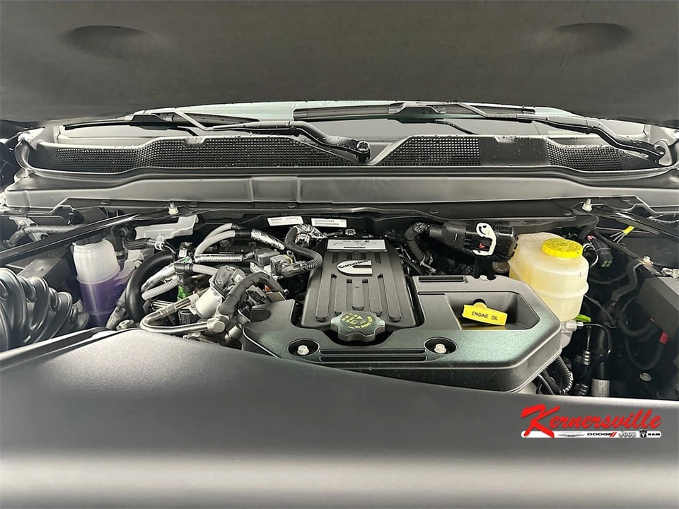 2025 Ram 2500 - Image 18 of 21