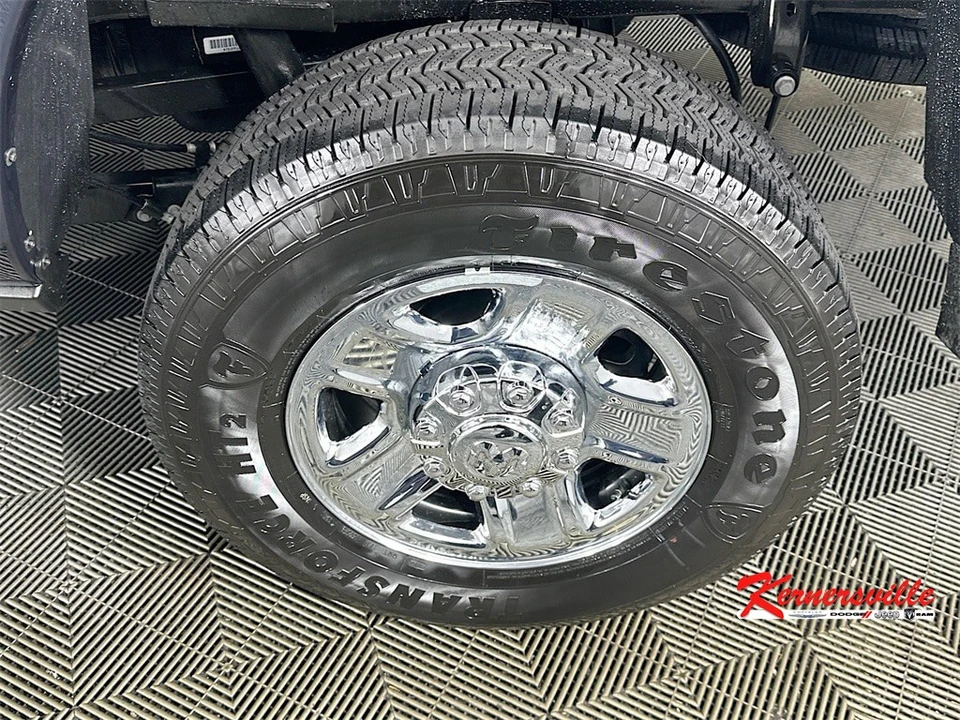 2025 Ram 2500 - Image 17 of 21