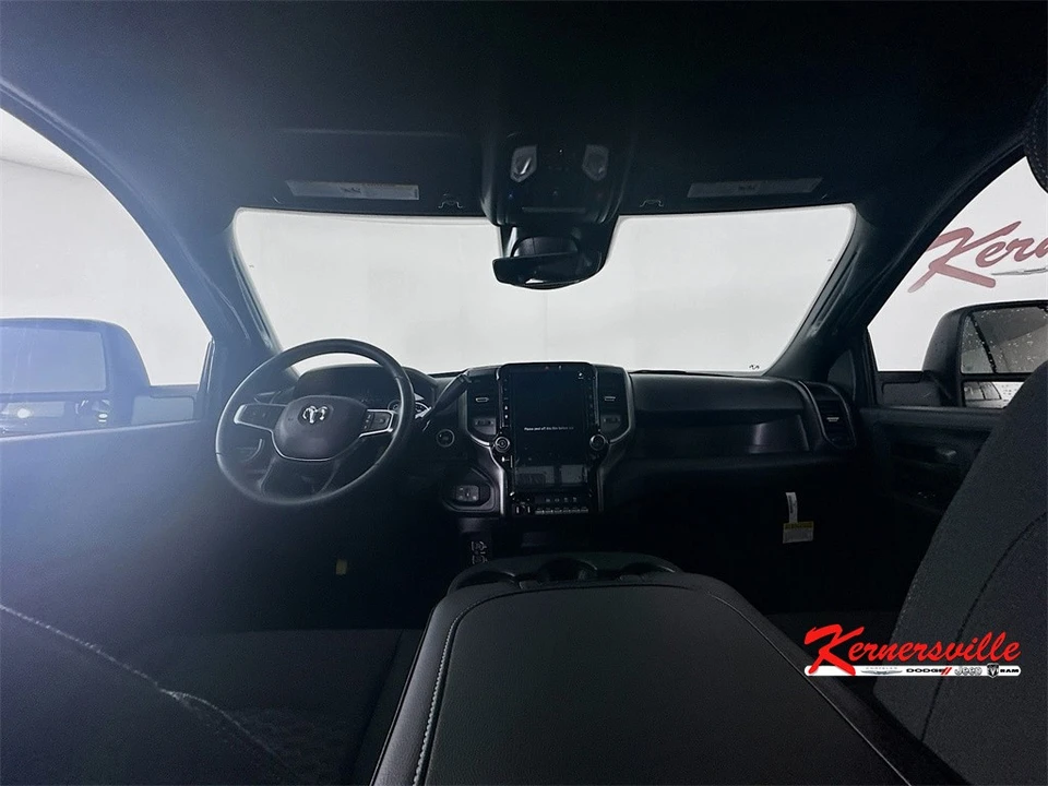 2025 Ram 2500 - Image 9 of 12