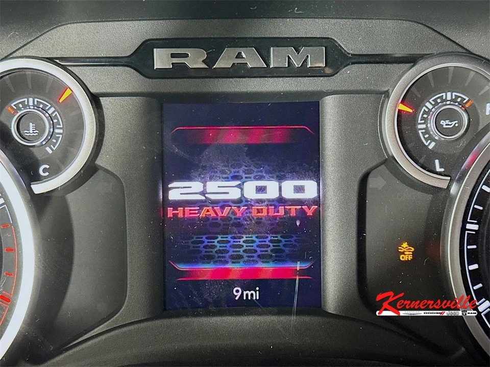 2025 Ram 2500 - Image 11 of 12