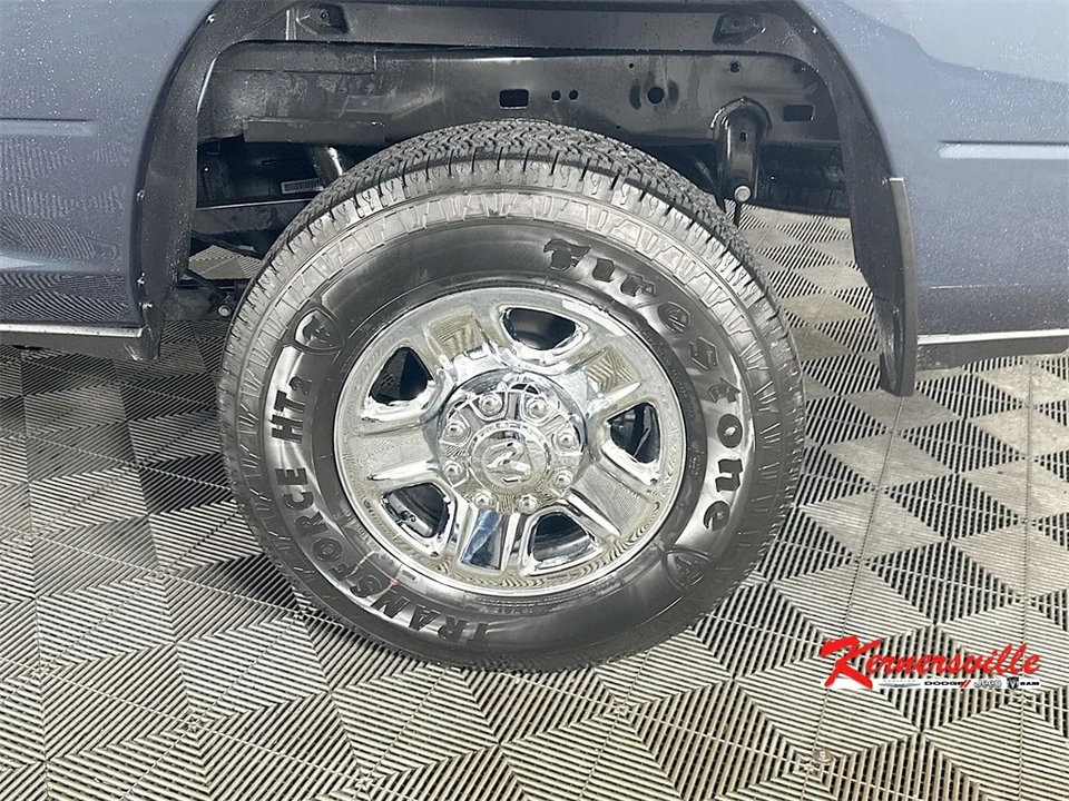 2025 Ram 2500 - Image 17 of 21