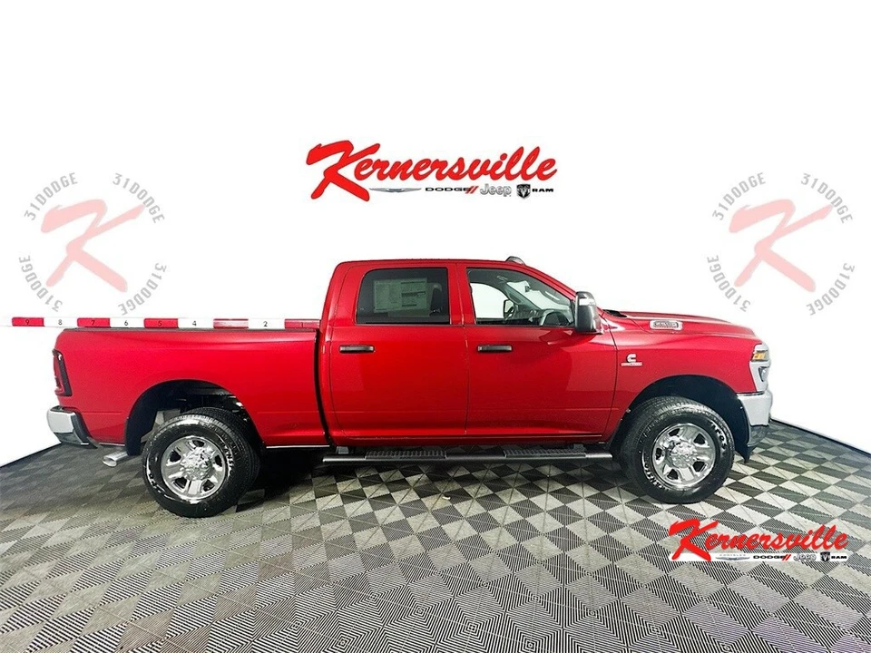 2025 Ram 2500 - Image 8 of 12