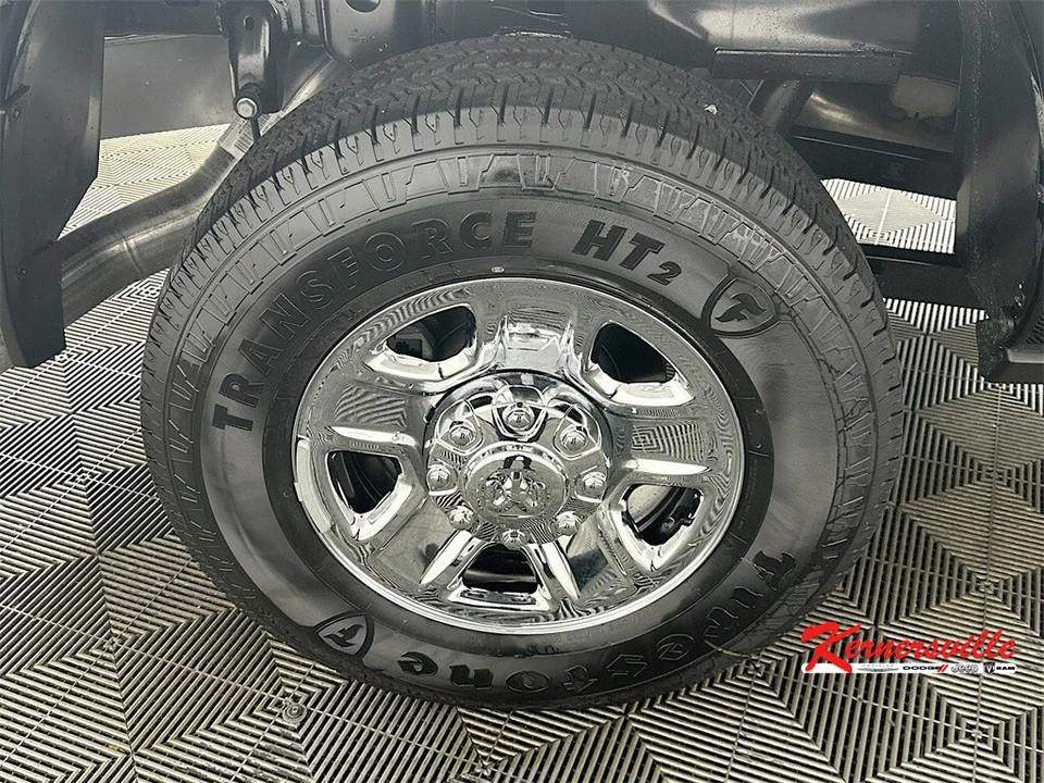 2025 Ram 2500 - Image 17 of 21