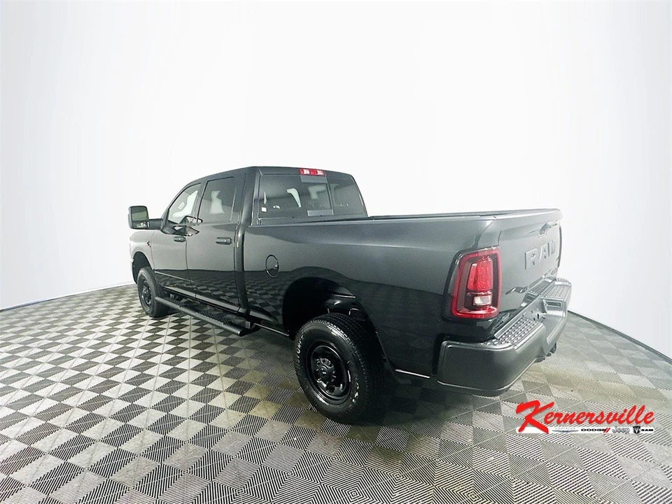 2025 Ram 2500 - Image 5 of 12
