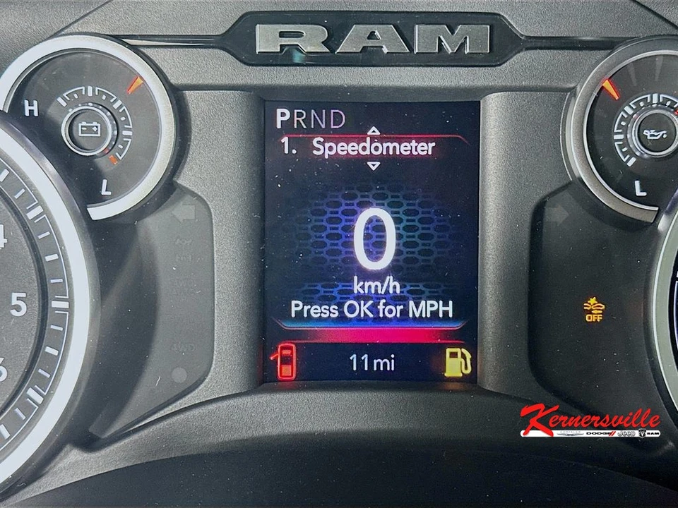 2025 Ram 2500 - Image 11 of 12