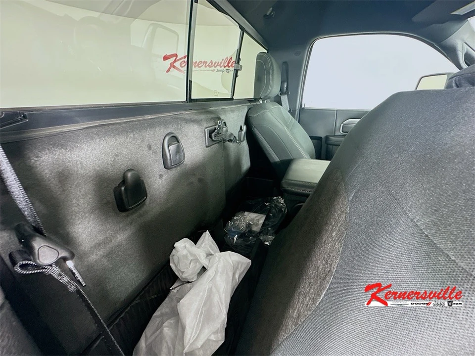 2025 Ram 2500 - Image 10 of 12