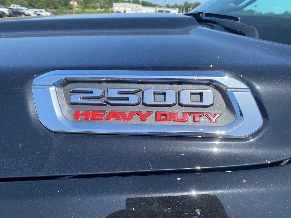 2025 Ram 2500 - Image 10 of 12