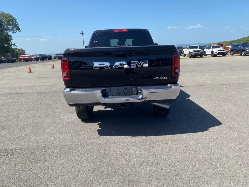2025 Ram 2500 - Image 6 of 12