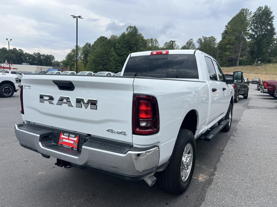 2025 Ram 2500 - Image 3 of 12